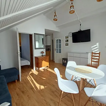 Dom Zlotnika Ustka Apartment Exterior photo